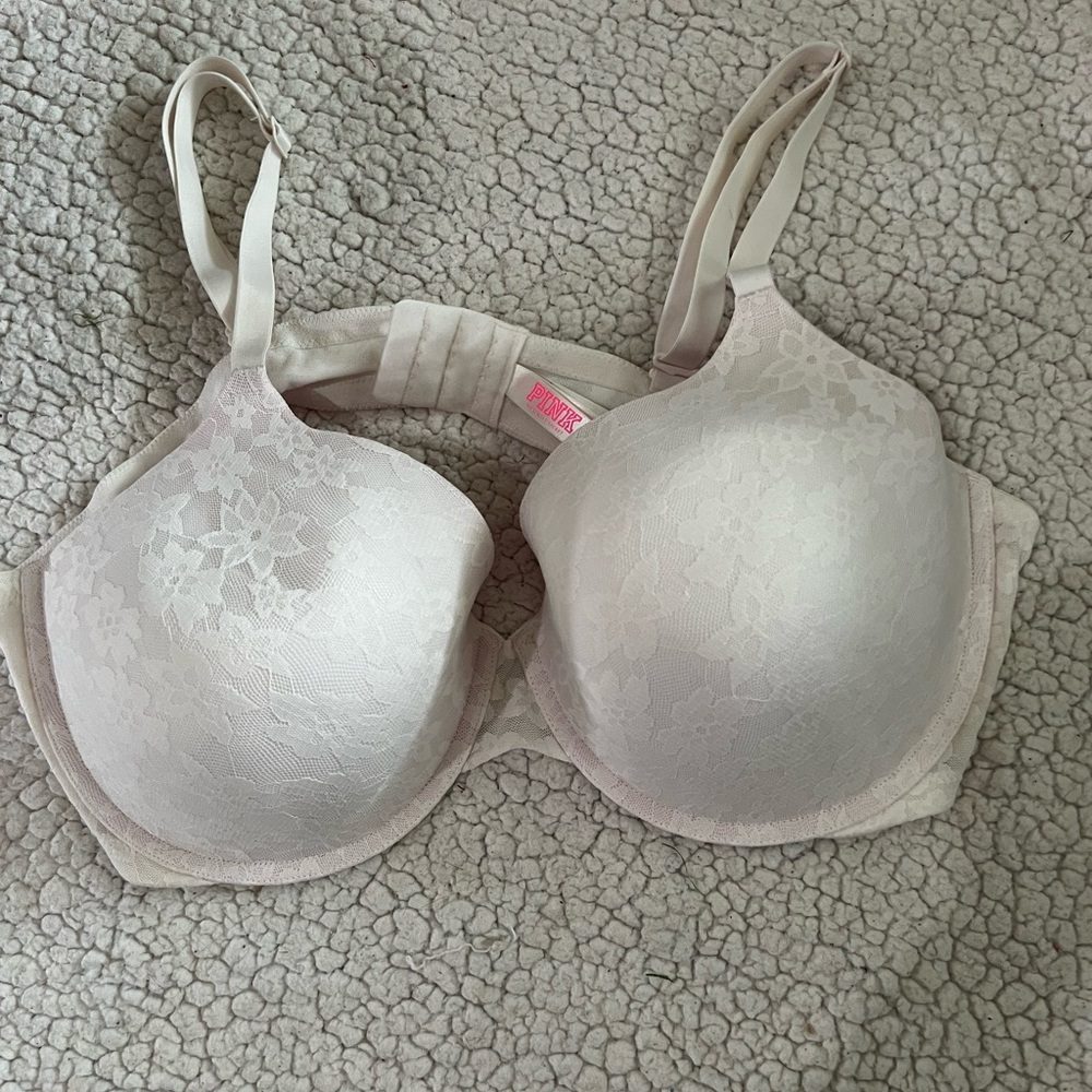 PINK Victoria’s Secret bra